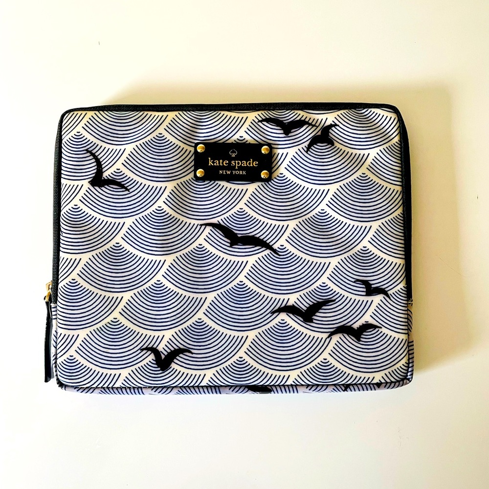 Tablet case